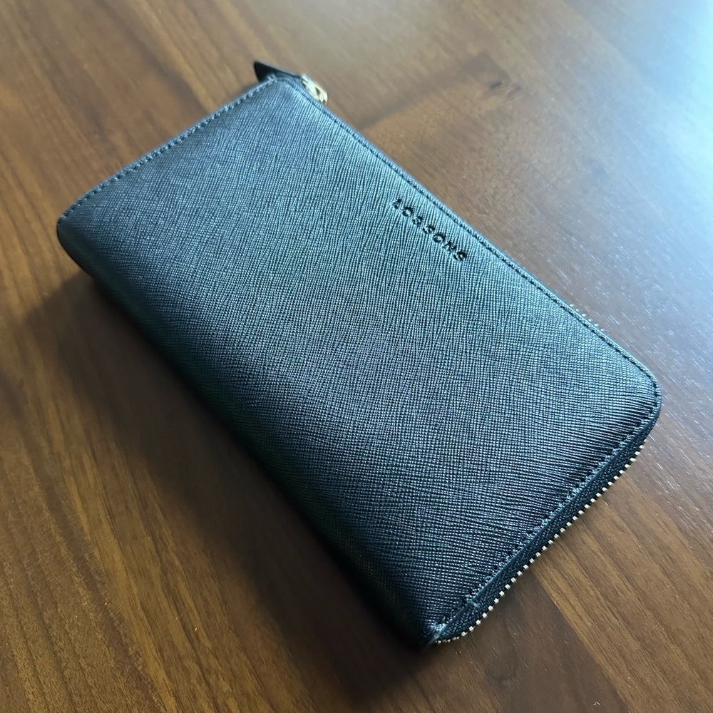 Lo & Sons Saffiano Black Leather Wallet with Gold Hardware